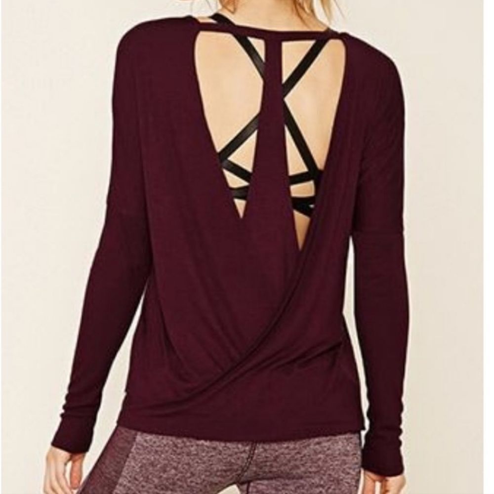 🔺️Forever 21 Wine Open Back Long Sleeve Yoga Top XSmall